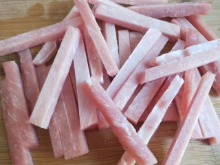 香辣里脊肉条  新文美食 