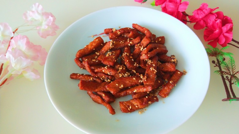 香辣里脊肉条  新文美食 