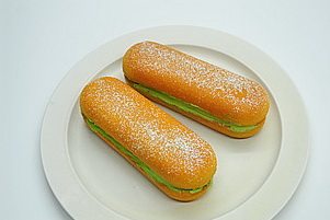 抹茶奶酪夹心蛋糕 